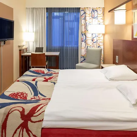 Scandic Koskipuisto 탐페레