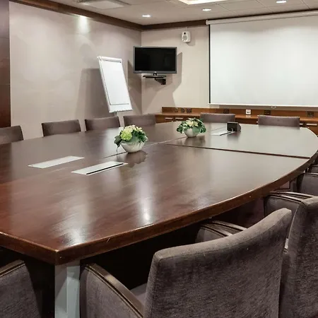 Scandic Koskipuisto 4* 탐페레