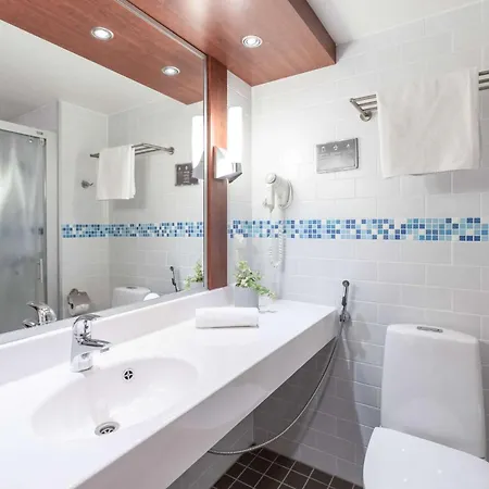 מלון Scandic Koskipuisto 4*