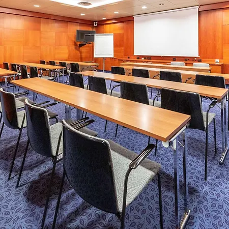 Scandic Koskipuisto 탐페레