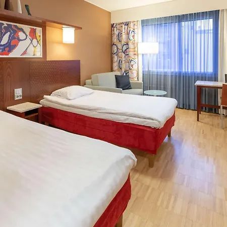 Scandic Koskipuisto 4* 탐페레