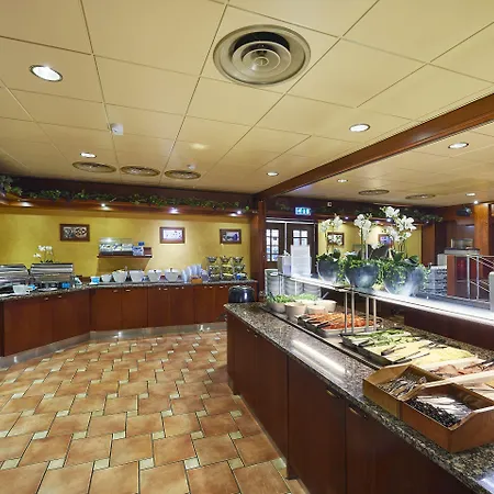 호텔 Scandic Koskipuisto 탐페레